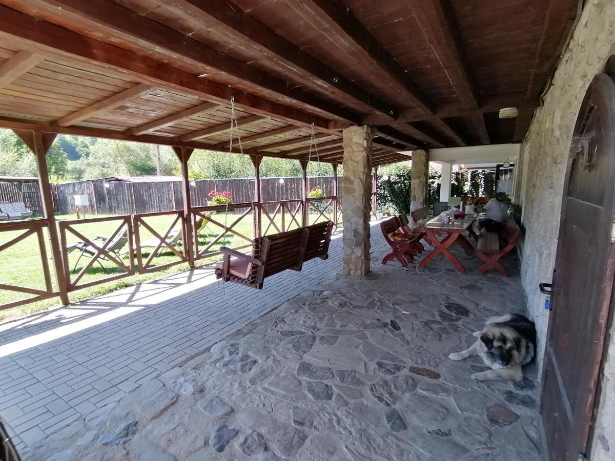 Cabana Poiana Galdei Ngoại thất bức ảnh